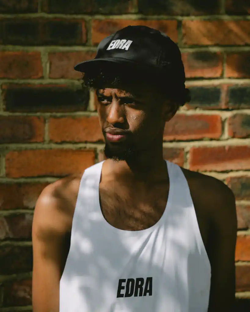 CHANNEL™ Pinch Top Run Cap - Black-8